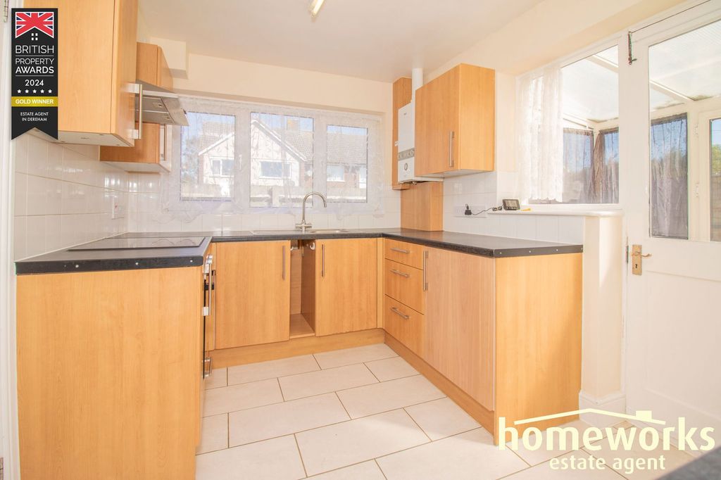 Property photo 2 of 15