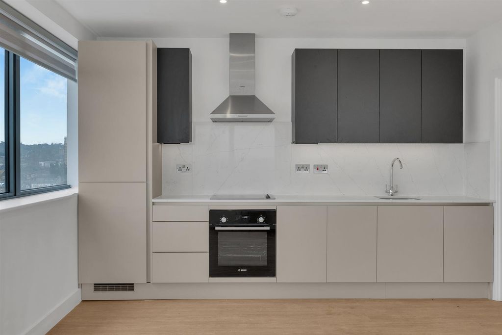 Property photo 1 of 13 Flat 603 -8.Jpg