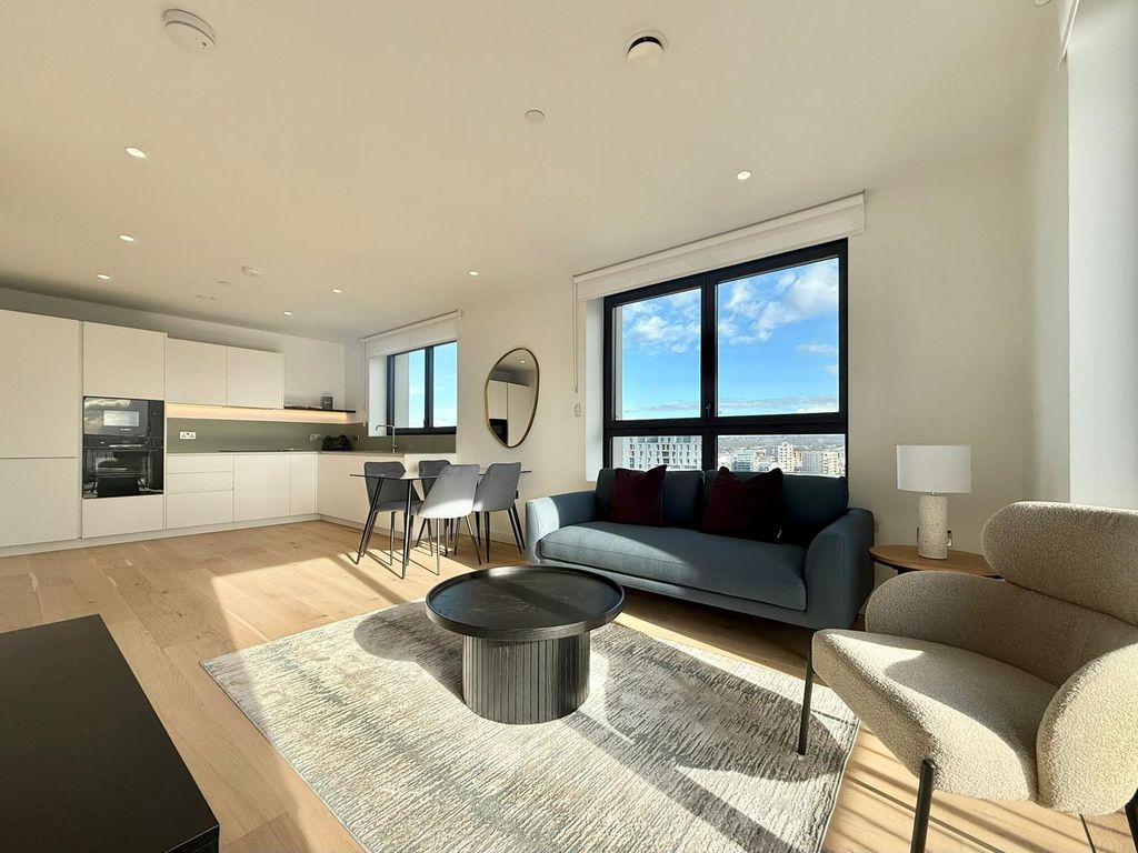 Property photo 1 of 18 Two Bedroom Property To Rent - Brand New