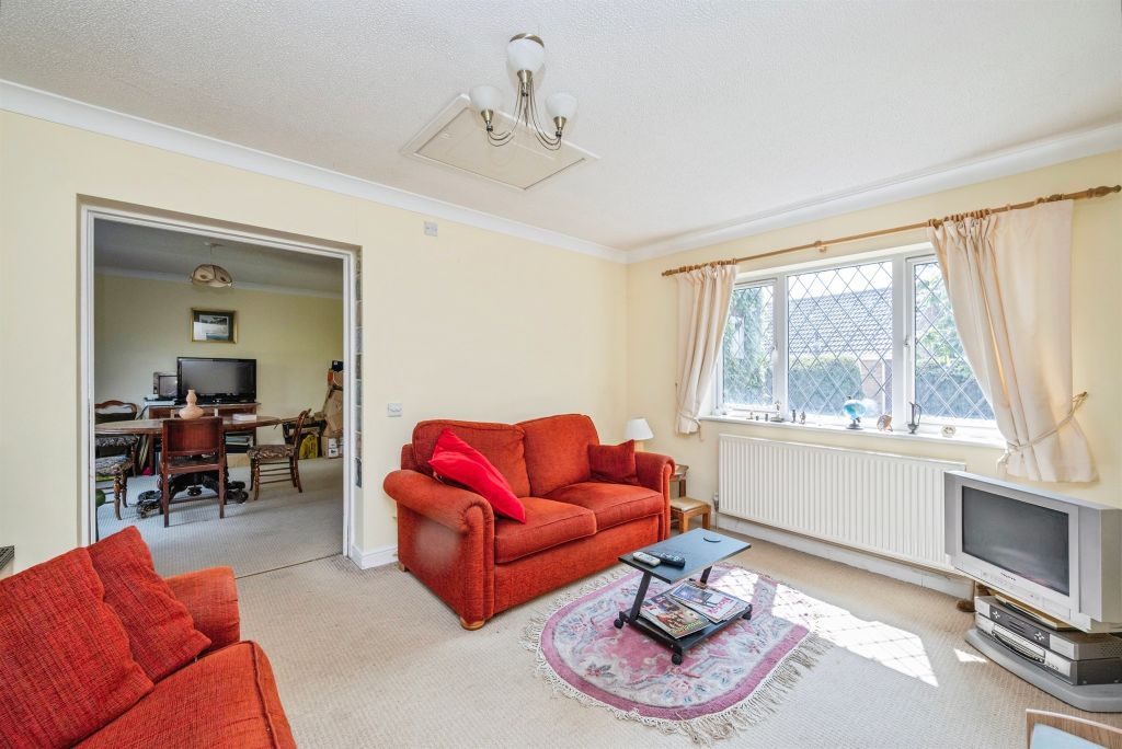 Property photo 2 of 17