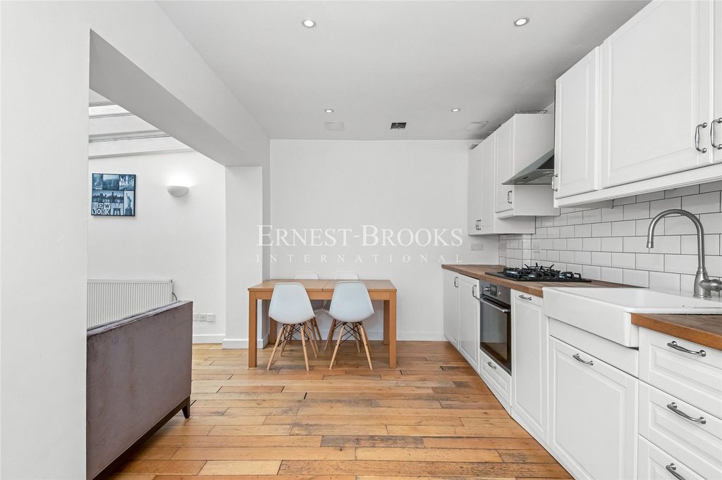 Property photo 3 of 10 Picture No. 05