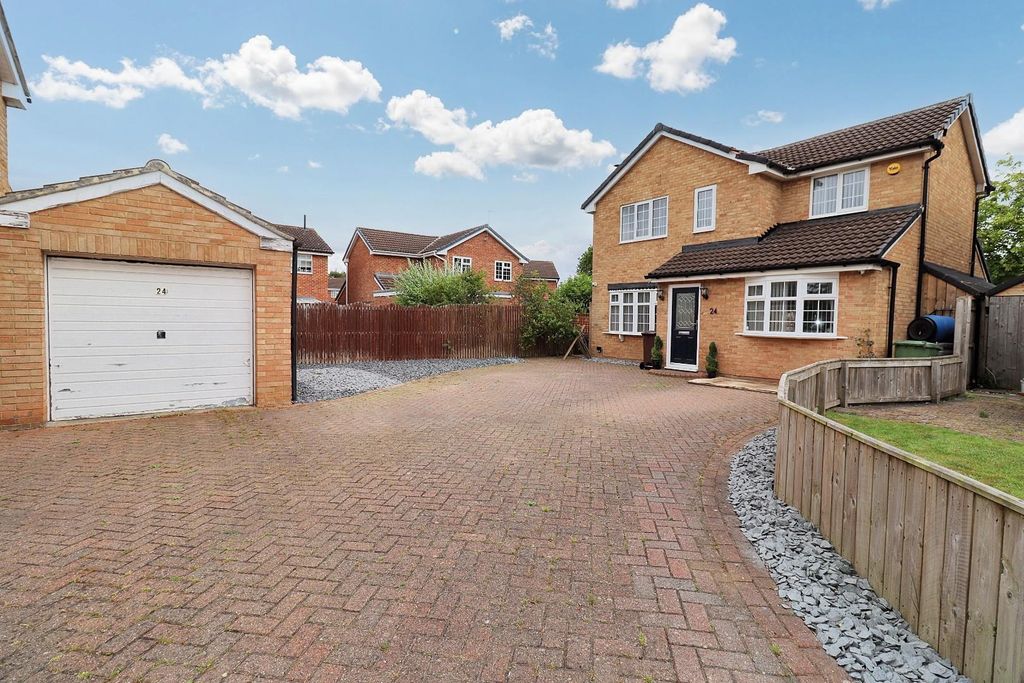 Property photo 1 of 18