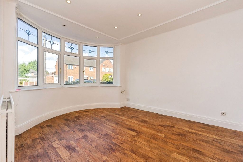 Property photo 3 of 33 Pbox-Img.Jpg