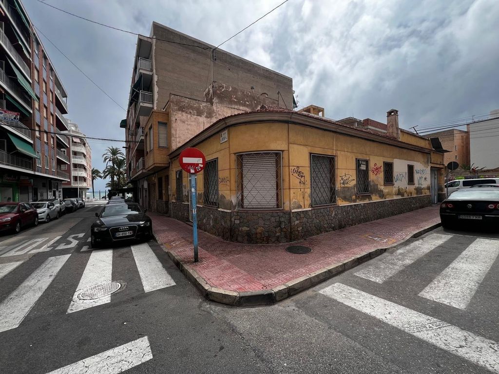 Property photo 3 of 4