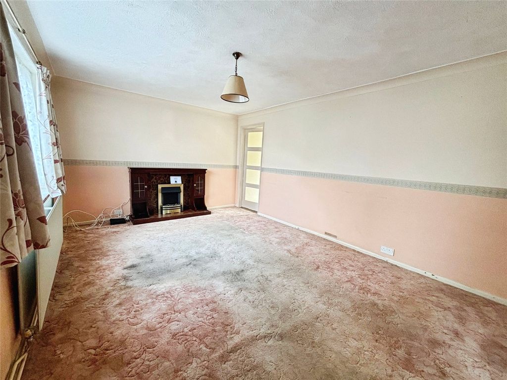 Property photo 3 of 13 Picture No. 01