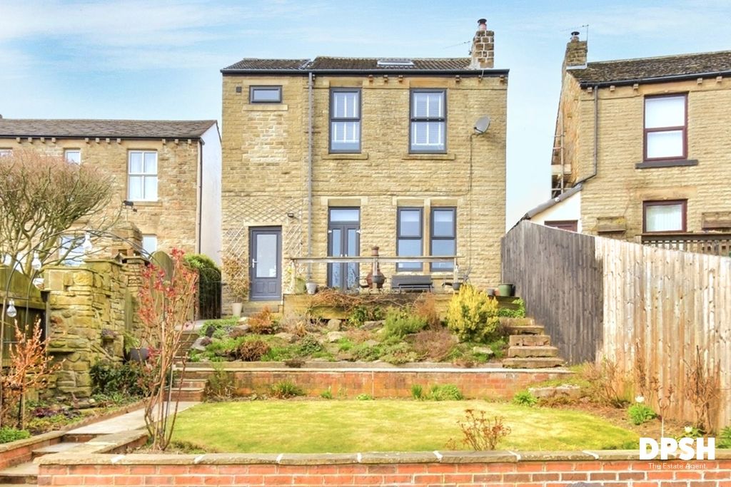 Property photo 1 of 45