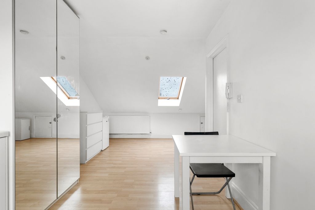 Property photo 2 of 10 Dsc06716