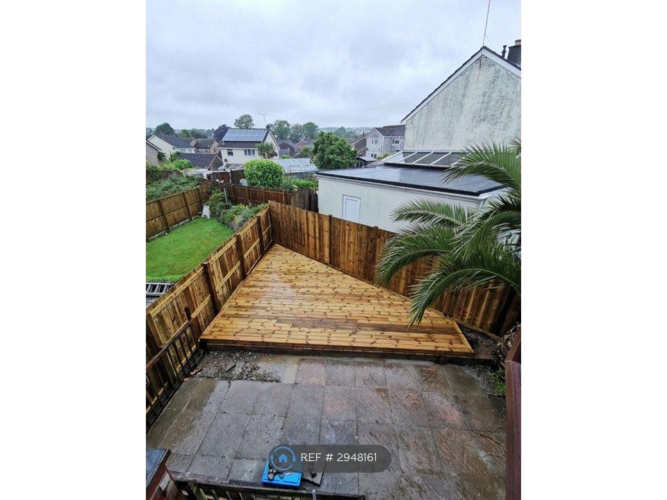 Property photo 1 of 2