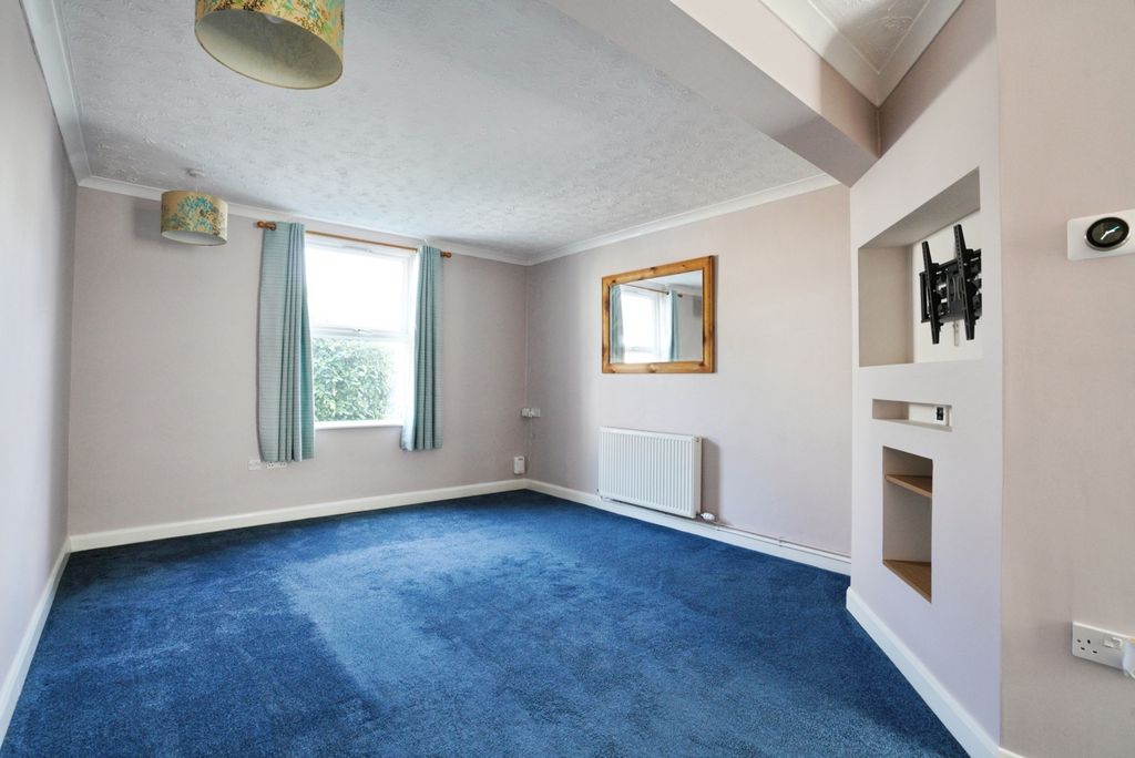 Property photo 2 of 11 Reception Room