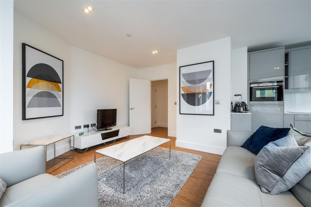 Property photo 3 of 13 Reception Room