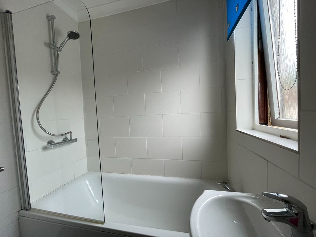 Property photo 2 of 29
