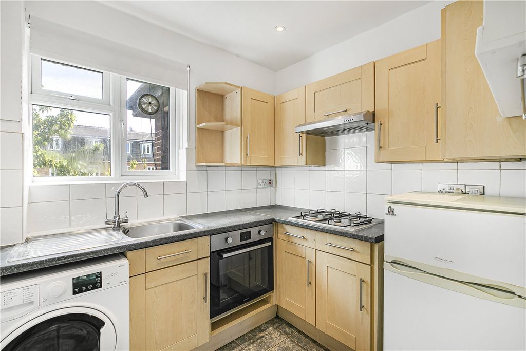 Property photo 3 of 13 Kitchen