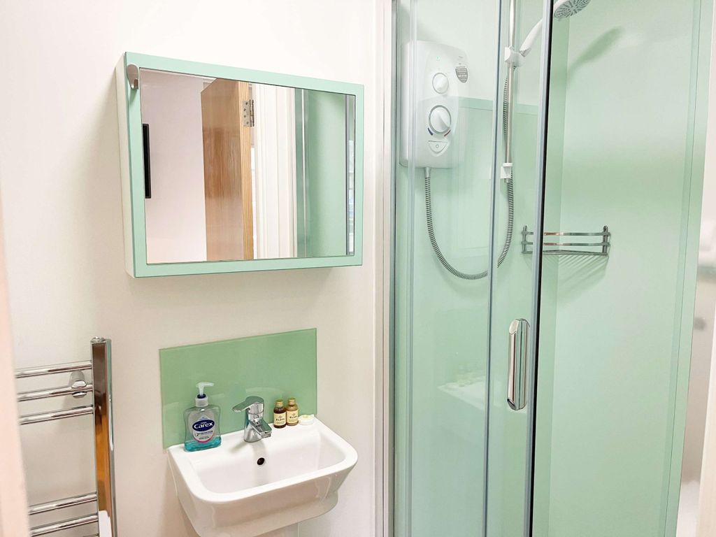 Property photo 3 of 4