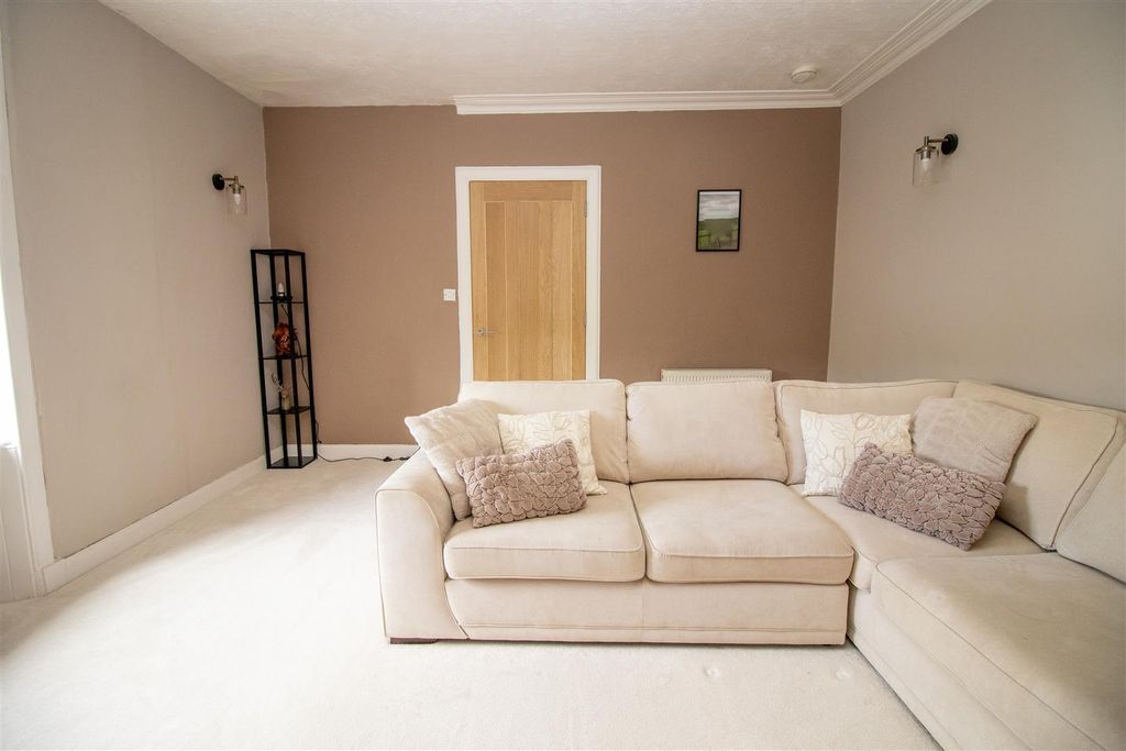 Additional image 13 of 4 bed flat for sale14/2 Havelock Street, Hawick TD9