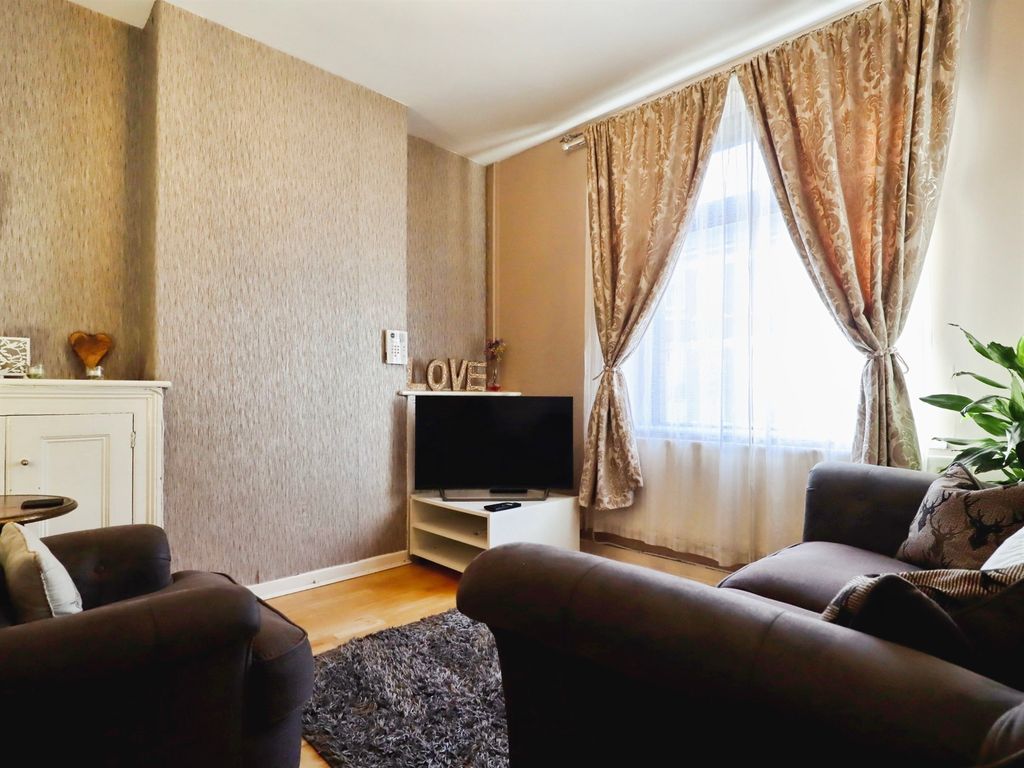 Property photo 3 of 22