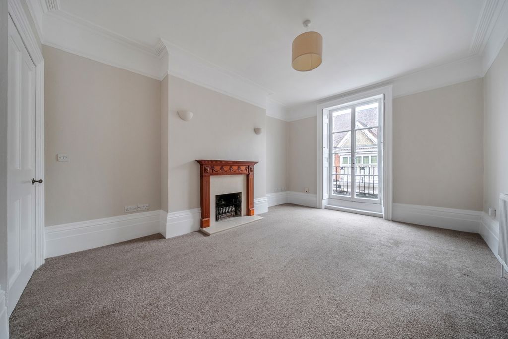 Property photo 1 of 29