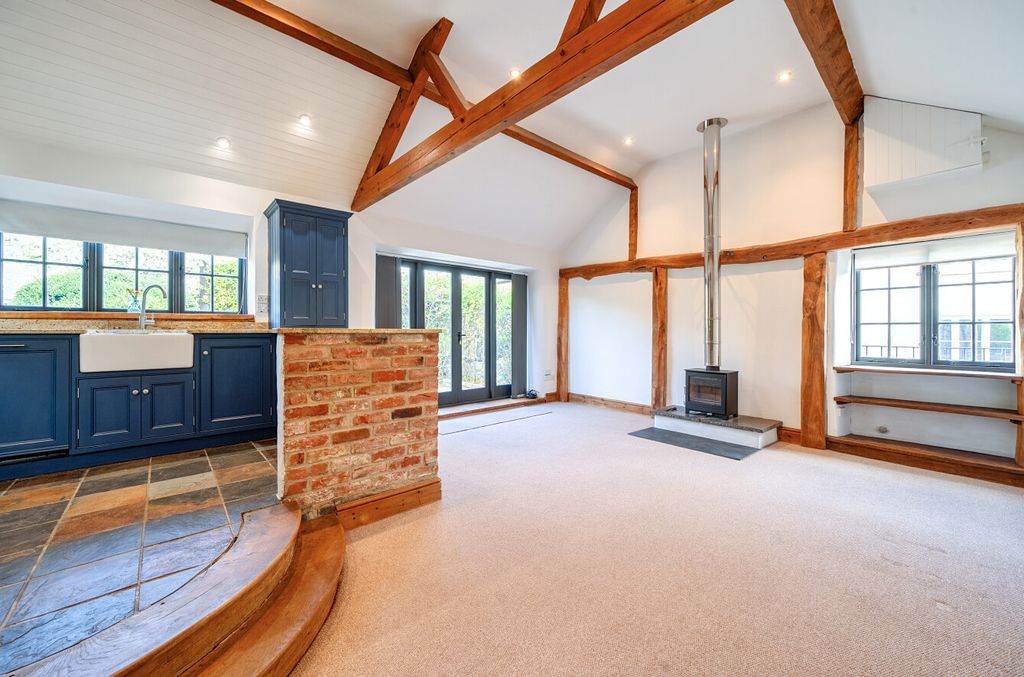 Property photo 2 of 30 1450956-8-69E7d6d...
