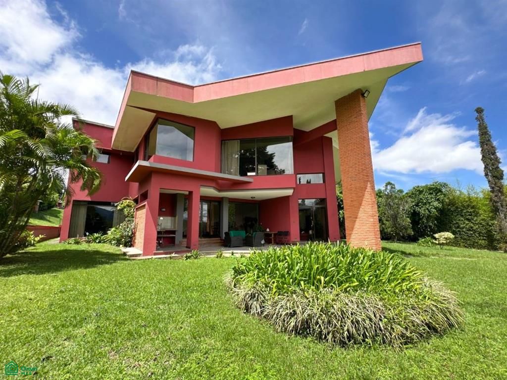 Property photo 1 of 29