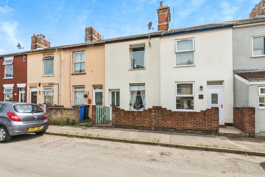 Property photo 1 of 14