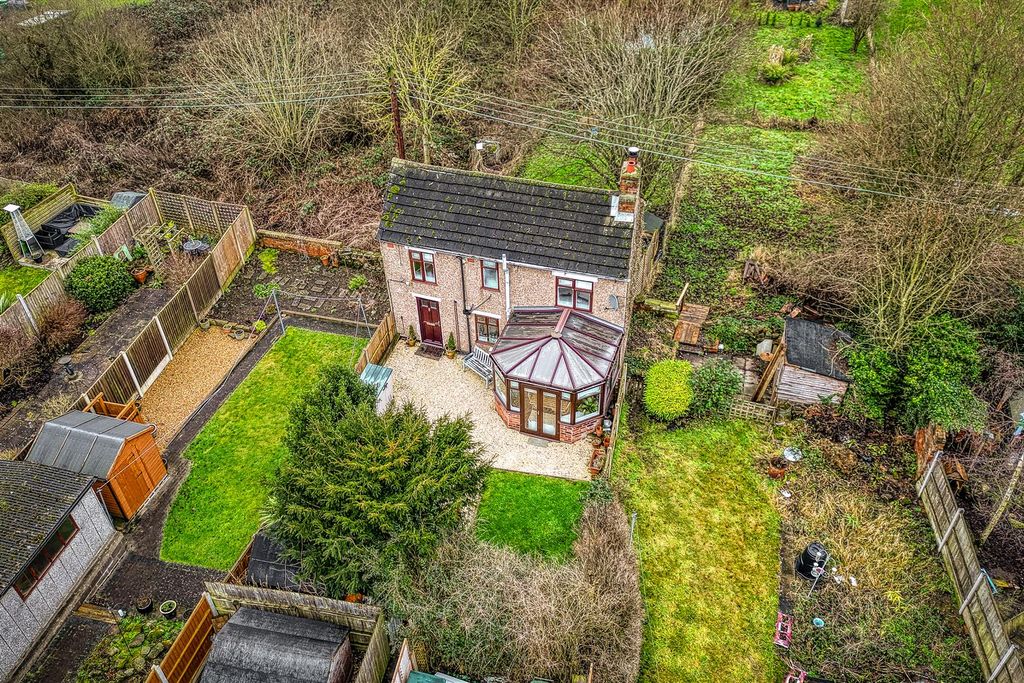 Property photo 1 of 27