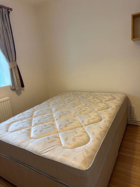 Property photo 2 of 5 Photo 2