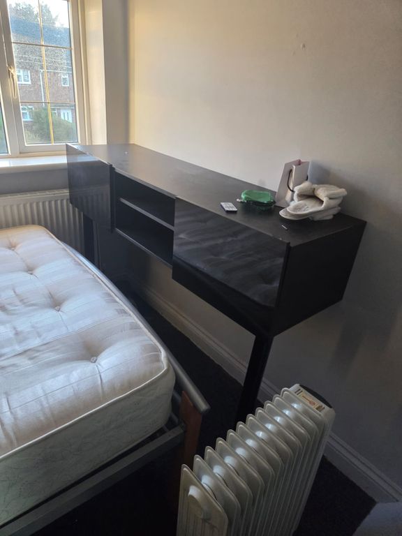 Property photo 3 of 23