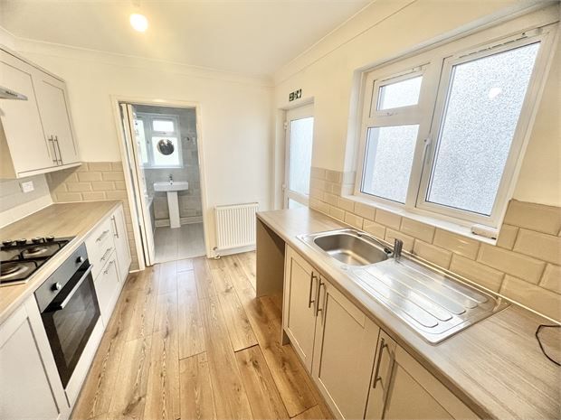 Property photo 2 of 5 Picture 2