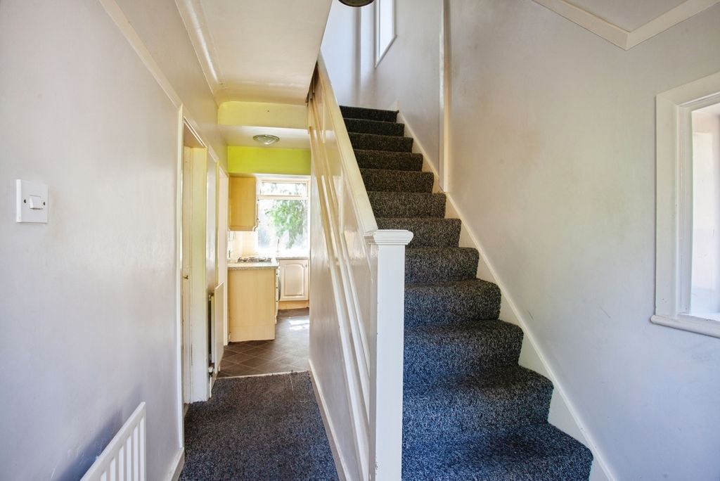 Property photo 2 of 19 Pbox-Img.Jpg