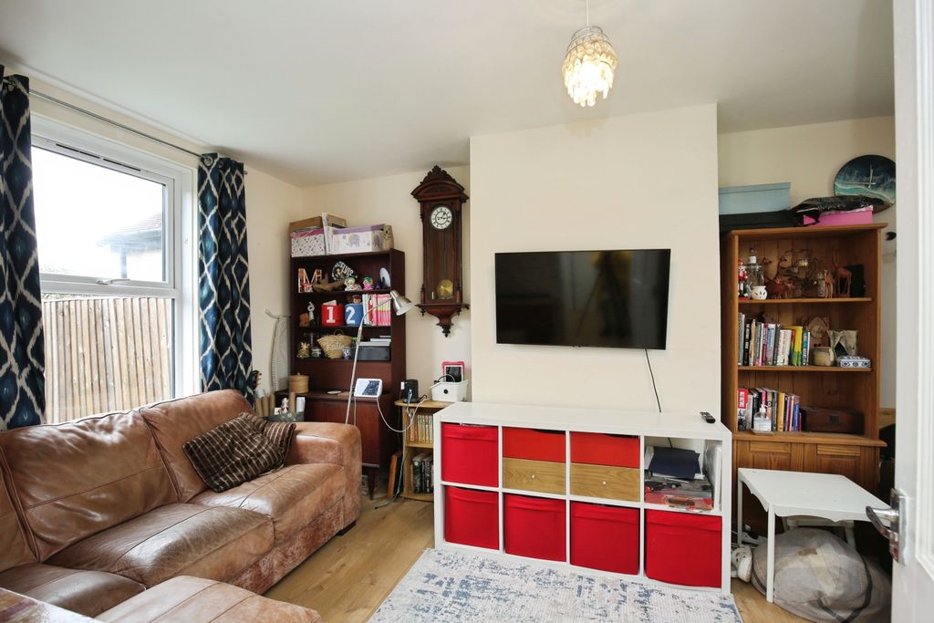 Property photo 2 of 15