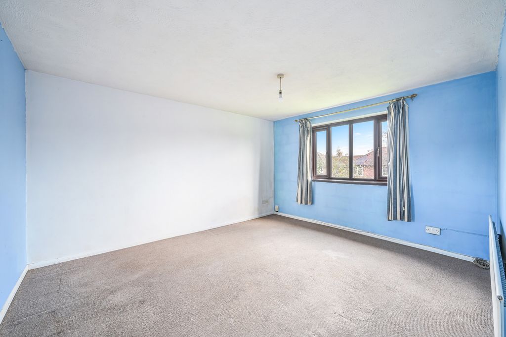 Property photo 2 of 18 Picture No. 21