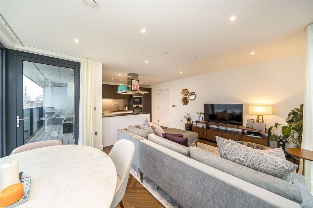 Property photo 3 of 9 Picture No. 05