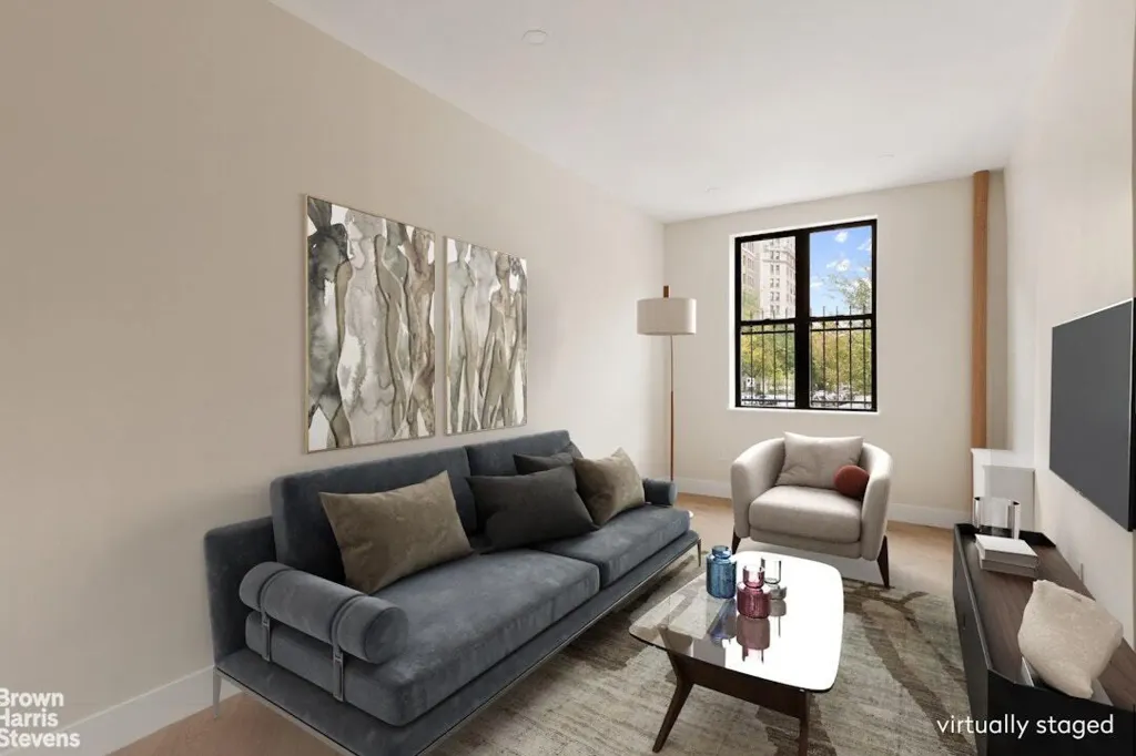 Property photo 3 of 13 <Alttext/>