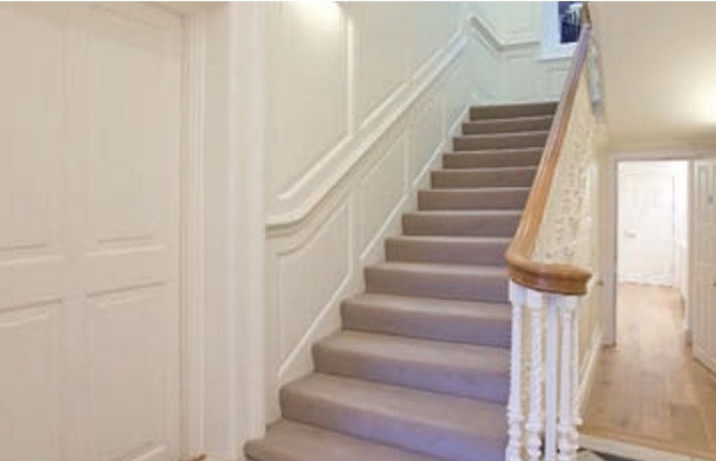 Property photo 3 of 3 Entrance  Stairs.Jpg