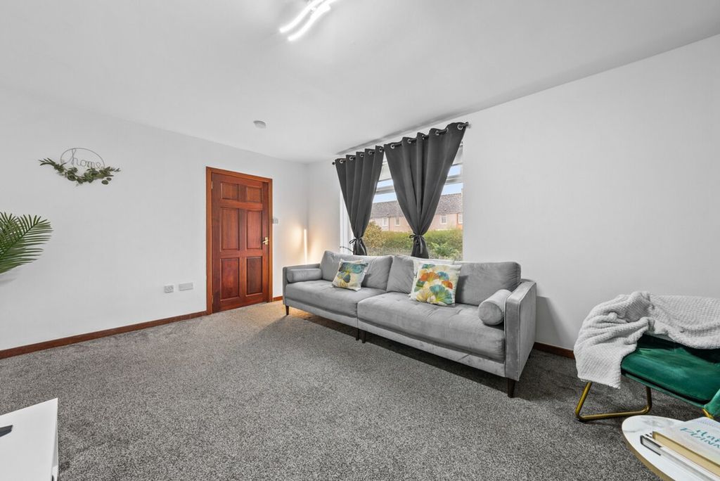 Property photo 1 of 49 Living Room