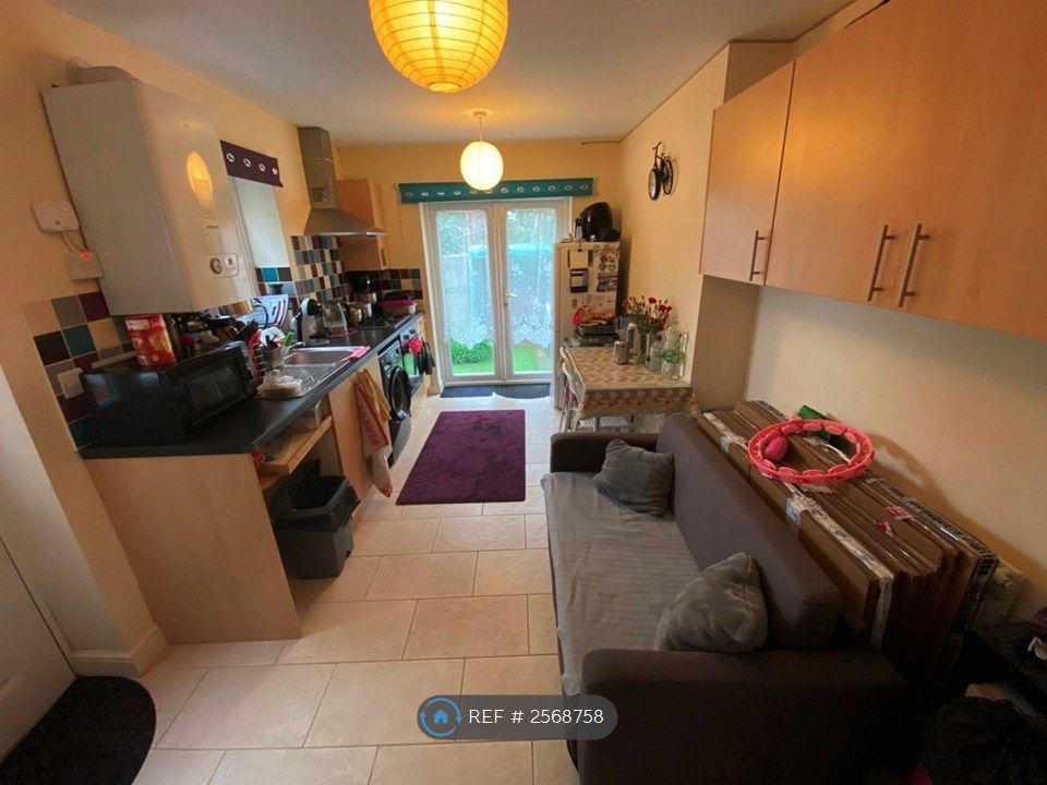 Property photo 2 of 4