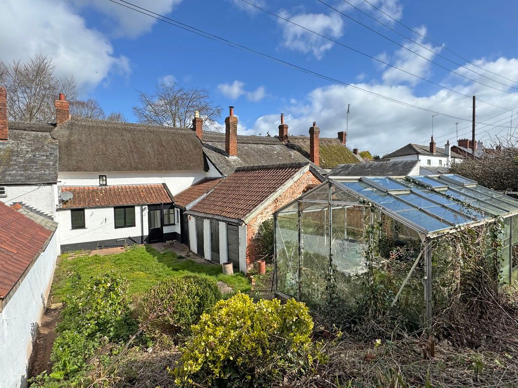 Property photo 3 of 18 Photo 4