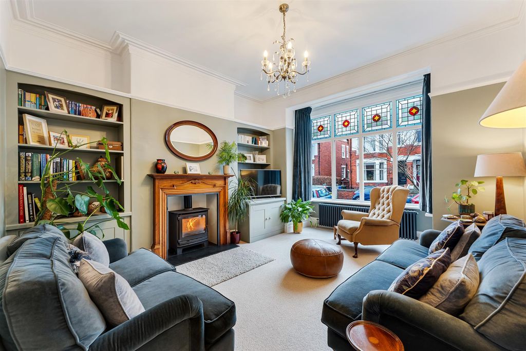 Property photo 2 of 31 Image 2