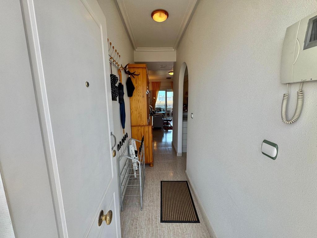 Property photo 2 of 26