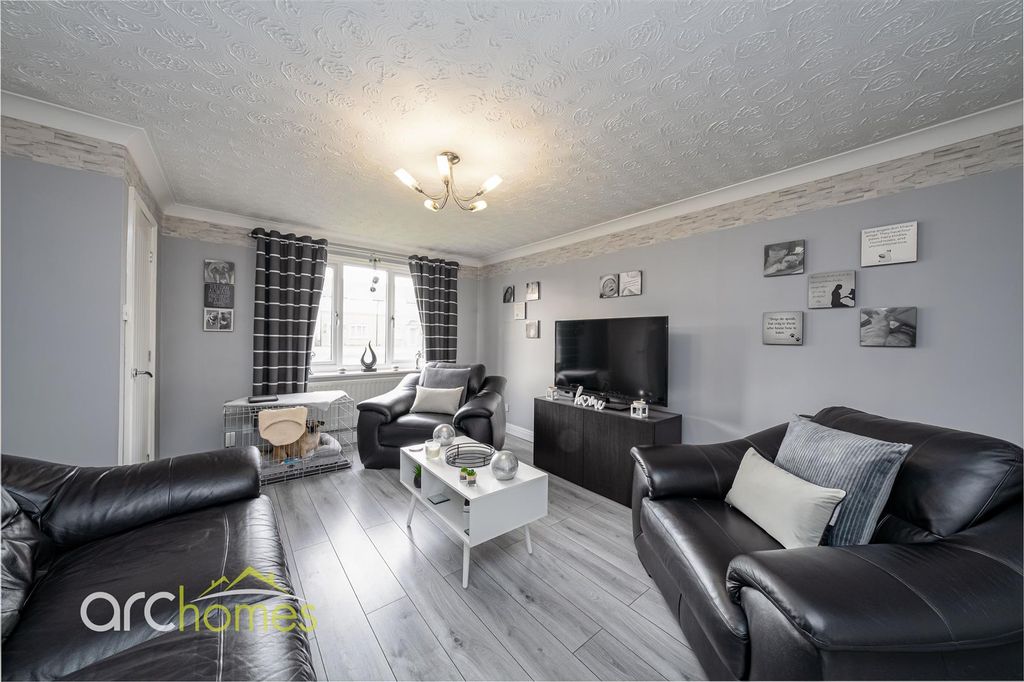 Property photo 2 of 22 Winsm-11.Jpg