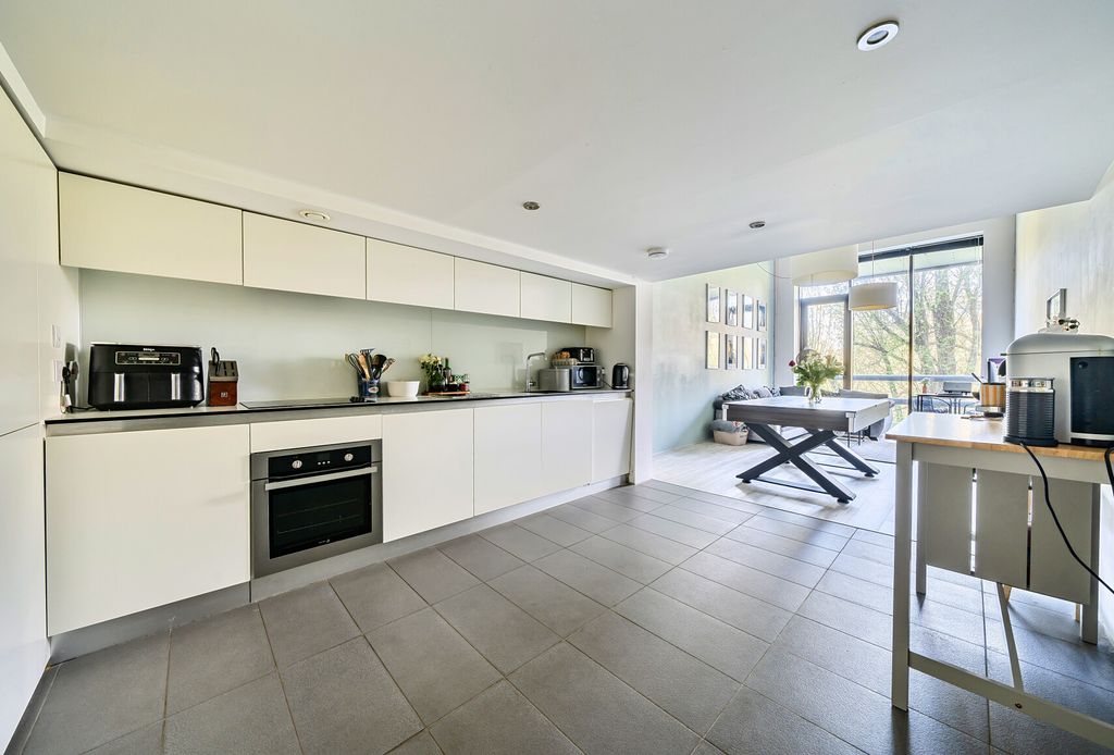 Property photo 3 of 19 1436281-5-69ce31A...