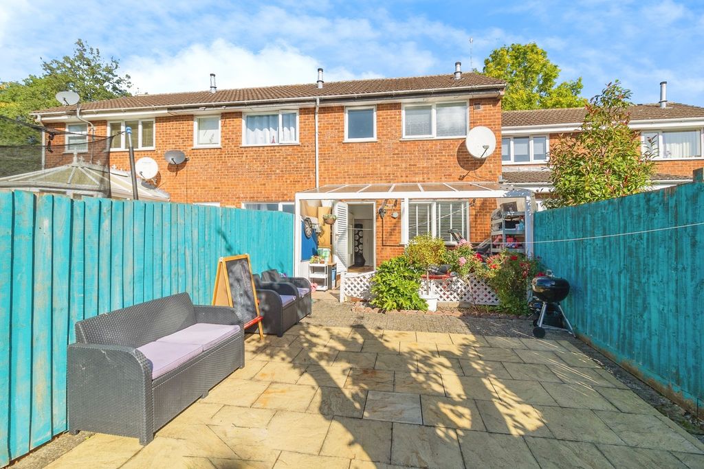 Property photo 3 of 17 Photo