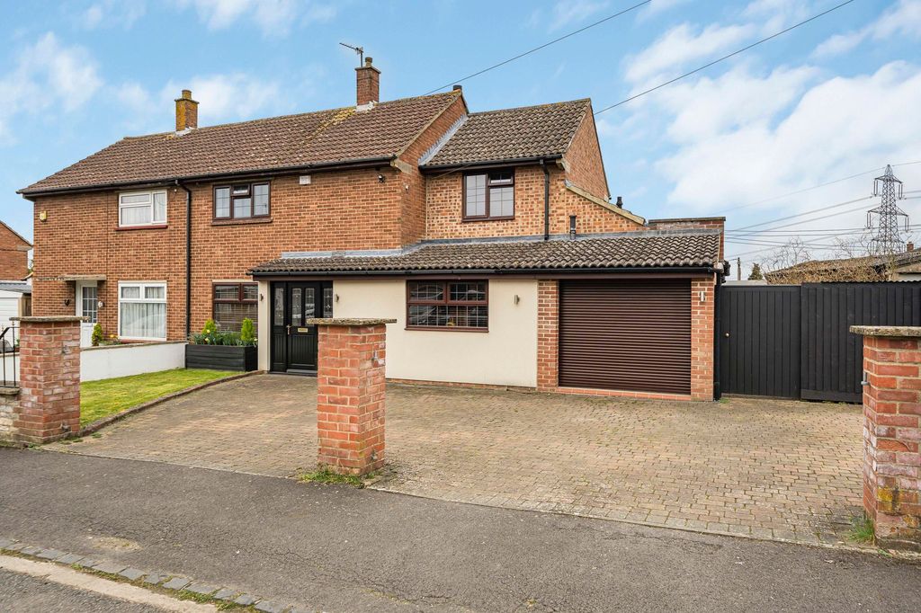 Property photo 1 of 23