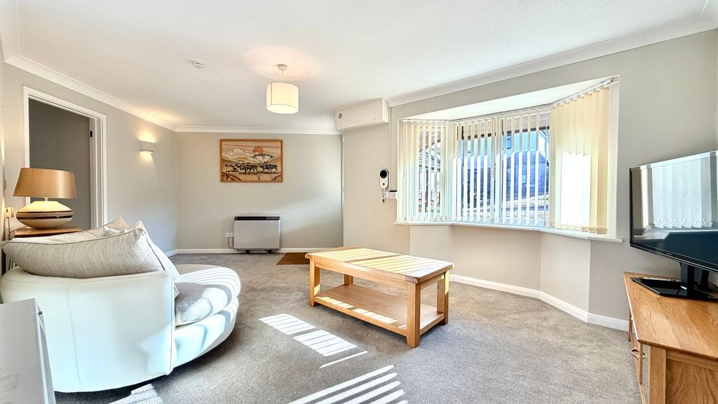 Property photo 2 of 9 Sitting Room