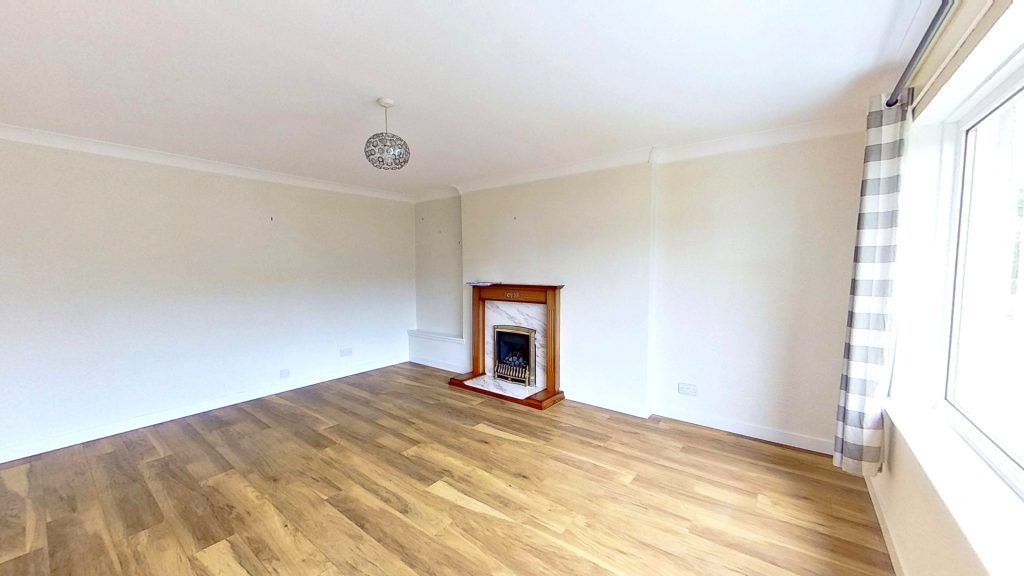 Property photo 3 of 26