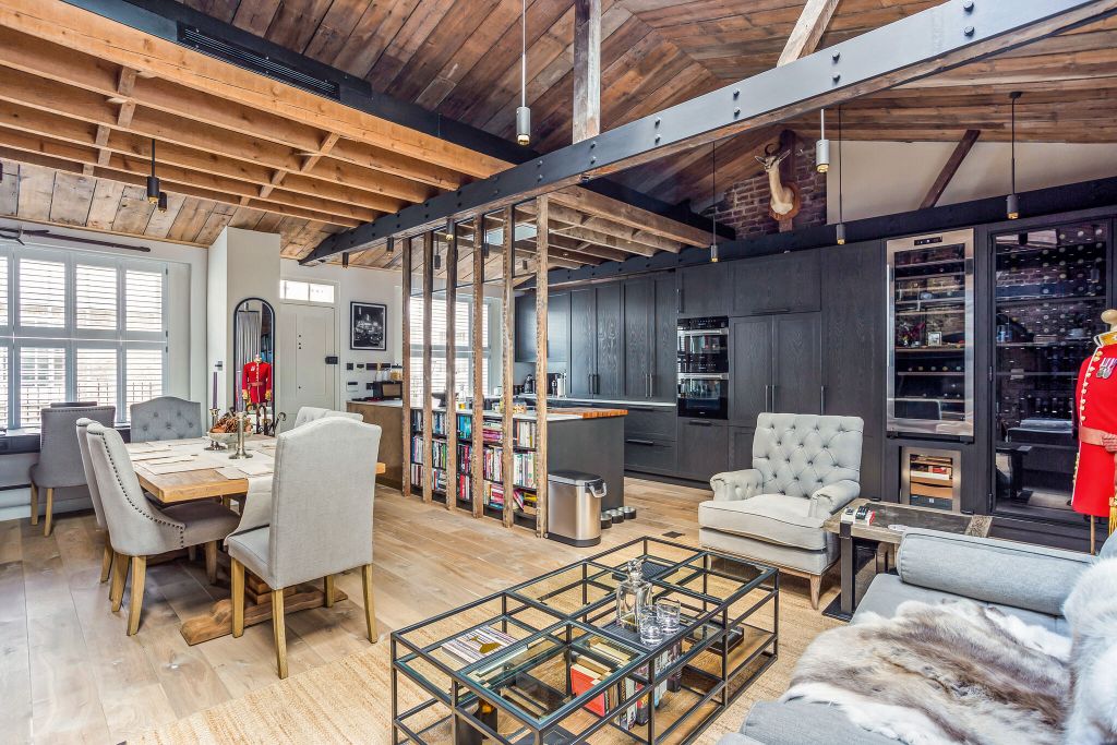 Property photo 3 of 10 Reception Room