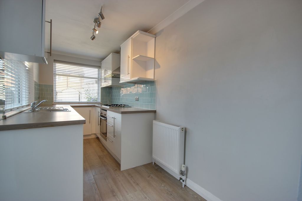 Property photo 3 of 15 1 Con Kit A