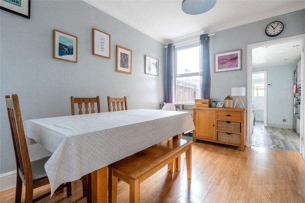 Property photo 3 of 18 Picture No. 36