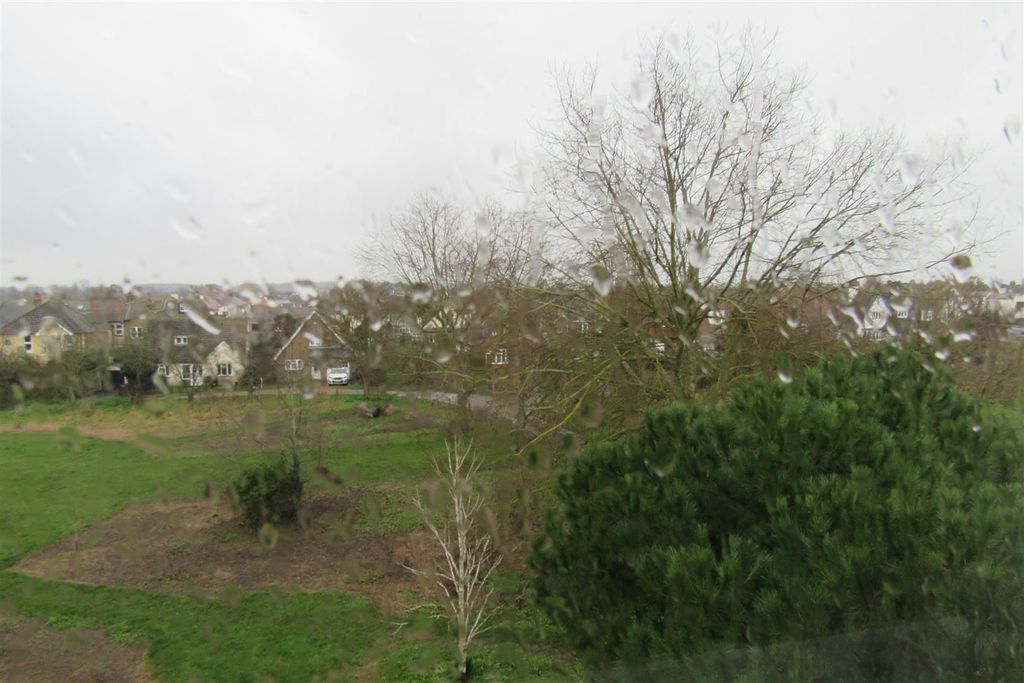 Property photo 3 of 10 Img_1632.Jpg