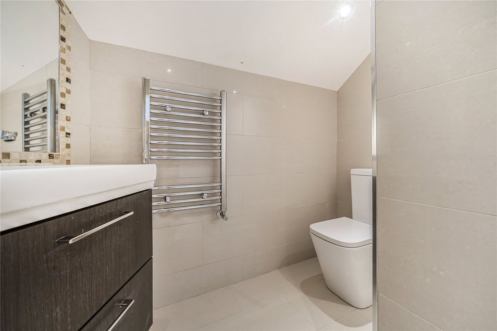 Property photo 2 of 14 Picture No. 34