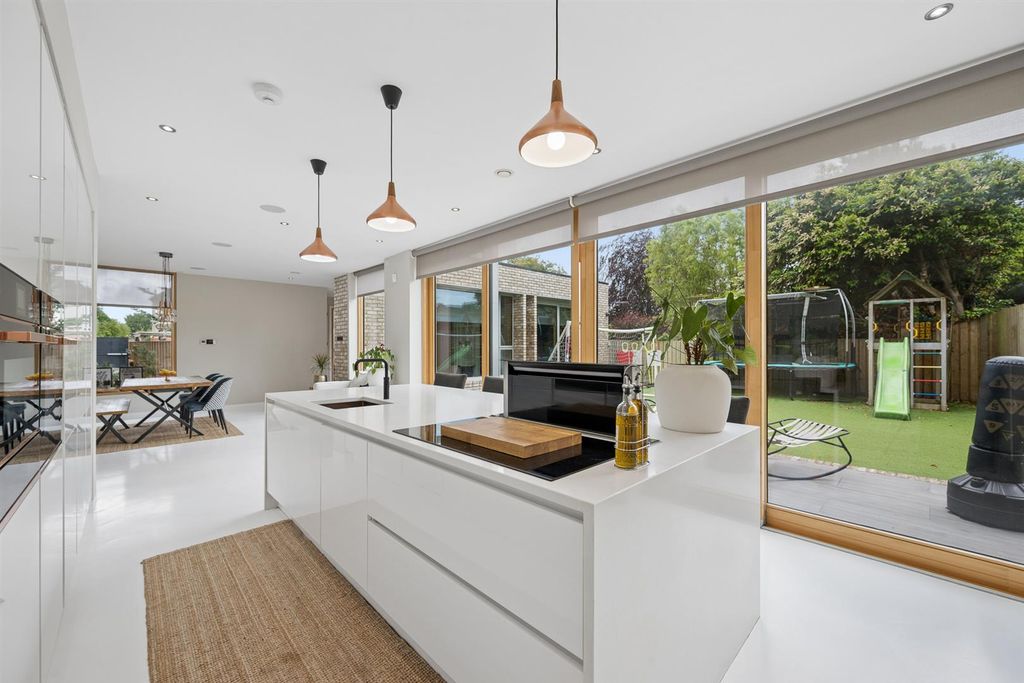 Property photo 3 of 37 Open Plan Kitchen/Diner-Family Room